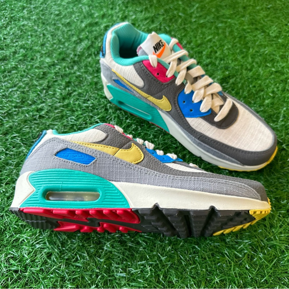 Nike Air Max 90 - Picture 3 of 10